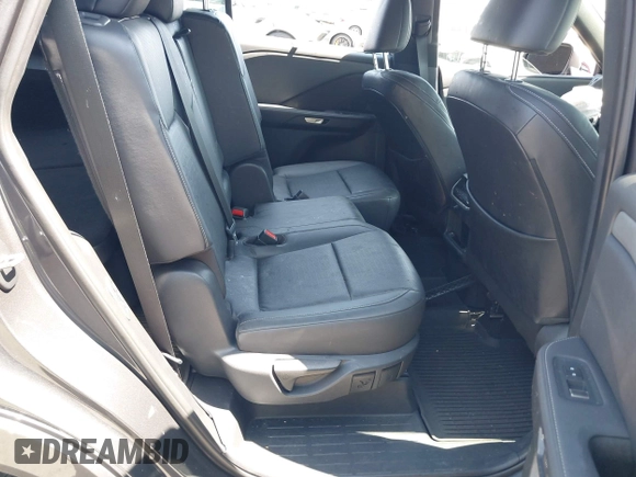 2024 Lexus TX 350 with VIN 5TDAAAA68RS010635, listed as a IAAI auction lot 42386921 with 17,690 mi miles and . Bid and sale history available at DreamBid. Image 8.