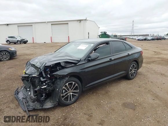 2024 Volkswagen Jetta Sport z VIN 3VWBM7BU8RM013253, wystawiony jako IAAI lot #42073239 z przebiegiem 20 345 mil mil oraz . Historia ofert i sprzedaży dostępna na DreamBid. Obrazek 17.