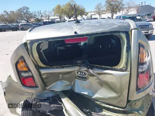 2011 Kia Soul + with VIN KNDJT2A21B7256665, listed as a IAAI auction lot 41741905 with 56,312 mi miles. Bid and sale history available at carsss.com. Image 16.