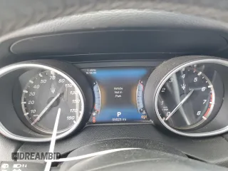 2017 Maserati Levante with VIN ZN661XUS4HX221890, listed as a Copart auction lot 73993983 with 55,023 mi miles. Bid and sale history available at carsss.com. Image 9.