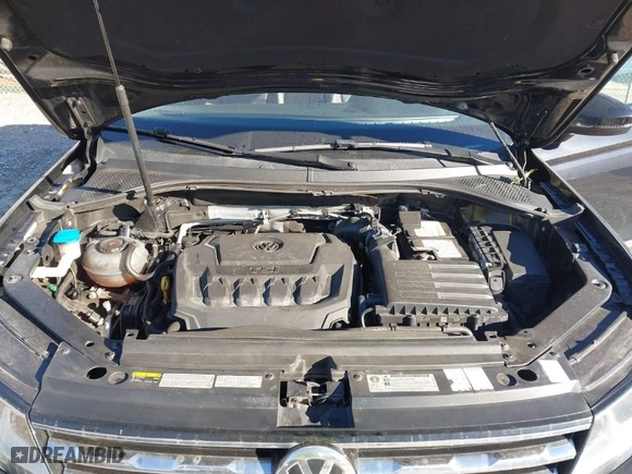 2018 Volkswagen Tiguan SEL with VIN 3VV2B7AXXJM076428, listed as a IAAI auction lot 41691637 with 89,441 mi miles. Bid and sale history available at carsss.com. Image 10.