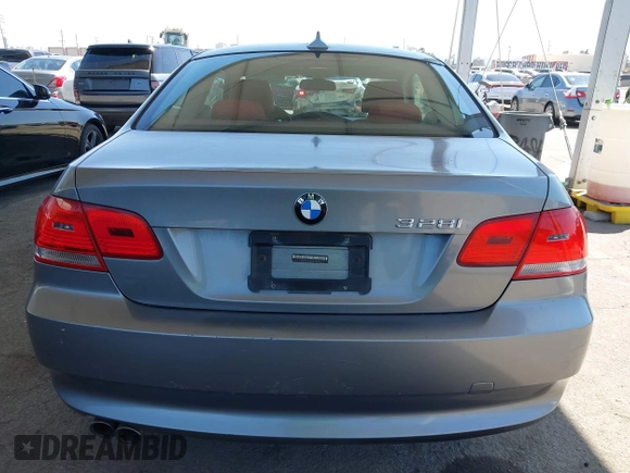 2009 BMW 3 Series 328i with VIN WBAWV13539P122930, listed as a IAAI auction lot 41970289 with 54,151 mi miles and . Bid and sale history available at DreamBid. Image 16.