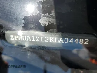 2019 Lamborghini Urus z VIN ZPBUA1ZL2KLA04482, wystawiony jako Copart lot #50124345 z przebiegiem 15 051 mil mil oraz Szkody całkowita. Historia ofert i sprzedaży dostępna na DreamBid. Obrazek 12.