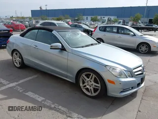 2013 Mercedes-Benz E 350 с VIN WDDKK5KF4DF200471, выставлен на аукционе IAAI как лот 42046633 с пробегом 76 116 миль миль и . История ставок и продаж доступна на DreamBid. Изображение 1.