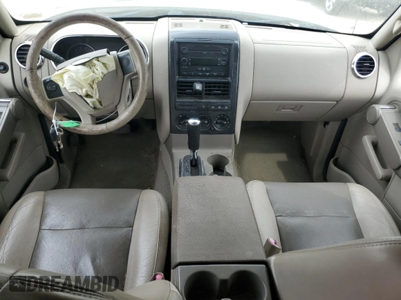 2007 Ford Explorer XLT z VIN 1FMEU73E17UB44987, wystawiony jako Copart lot #55864465 z przebiegiem 205 254 mil mil oraz Szkoda całkowita • Salvage title. Historia ofert i sprzedaży dostępna na DreamBid. Obrazek 8.