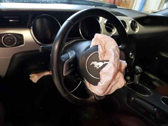 2016 Ford Mustang EcoBoost z VIN 1FA6P8TH1G5222250, wystawiony jako Copart lot #45809635 z przebiegiem 163 695 mil mil oraz Szkoda całkowita • Salvage title. Historia ofert i sprzedaży dostępna na DreamBid. Obrazek 8.
