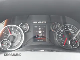 2024 Ram 2500 Big Horn with VIN 3C6UR5DJ7RG373916, listed as a IAAI auction lot 42661411 with 24,159 mi miles and . Bid and sale history available at DreamBid. Image 7.