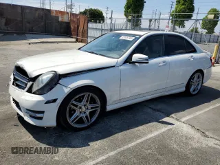 2013 Mercedes-Benz C with VIN WDDGF4HB8DR250135, listed as a Copart auction lot 55535795 with 185,379 mi miles and Salvage Title. Bid and sale history available at carsss.com. Image 1.