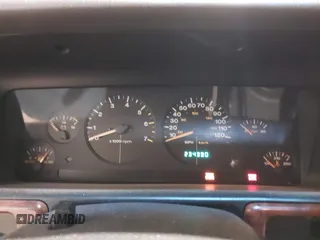 1996 Jeep Grand Cherokee Laredo with VIN 1J4GZ58S5TC182766, listed as a IAAI auction lot 41372356 with 234,390 mi miles. Bid and sale history available at carsss.com. Image 7.