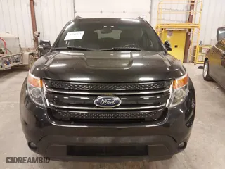 2013 Ford Explorer Limited with VIN 1FM5K8F80DGA26408, listed as a IAAI auction lot 41815421 with 200,012 mi miles. Bid and sale history available at carsss.com. Image 12.