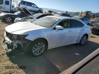 2014 Lexus ES 300h Hybrid with VIN JTHBW1GG9E2051491, listed as a Copart auction lot 42245535 with 166,111 mi miles and Salvage Title. Bid and sale history available at carsss.com. Image 1.