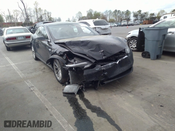 2017 Tesla Model S 60 с VIN 5YJSA1E13HF197109, выставлен на аукционе IAAI как лот 41926033 с пробегом 150 463 миль миль и . История ставок и продаж доступна на DreamBid. Изображение 1.