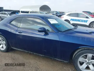 2013 Dodge Challenger SXT z VIN 2C3CDYAG9DH578888, wystawiony jako IAAI lot #42289139 z przebiegiem 121 649 mil mil oraz . Historia ofert i sprzedaży dostępna na DreamBid. Obrazek 13.
