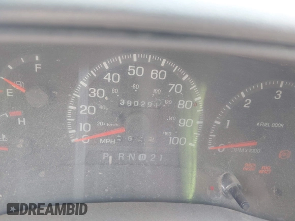 1998 Ford F-150 XL с VIN 1FTRX08L3WKC16925, выставлен на аукционе IAAI как лот 42079364 с пробегом 390 291 миль миль и . История ставок и продаж доступна на DreamBid. Изображение 7.