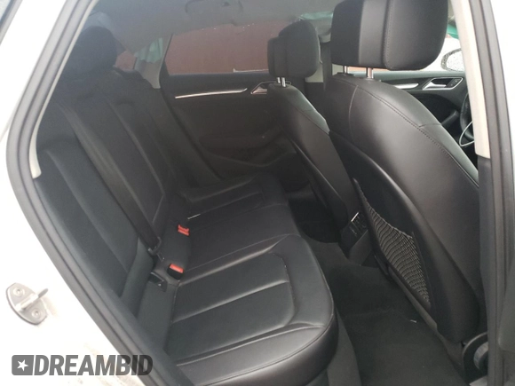 2015 Audi S3 Premium Plus z VIN WAUBFGFF8F1060488, wystawiony jako Copart lot #71347242 z przebiegiem Nie podano mil oraz . Historia ofert i sprzedaży dostępna na DreamBid. Obrazek 10.
