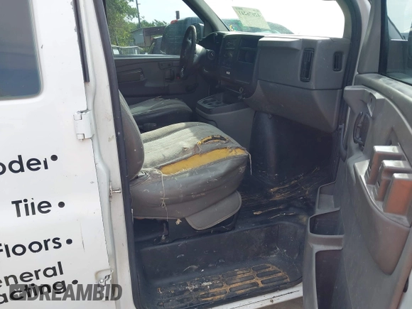2006 Chevrolet Express Cargo with VIN 1GCFG15X561131770, listed as a IAAI auction lot 42676241 with 369,229 mi miles and . Bid and sale history available at DreamBid. Image 5.
