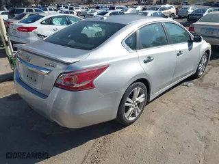 2013 Nissan Altima 3.5 SL with VIN 1N4BL3AP4DC111139, listed as a IAAI auction lot 41662164 with 120,111 mi miles. Bid and sale history available at carsss.com. Image 4.