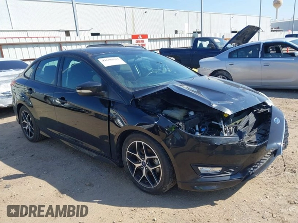 2016 Ford Focus SE with VIN 1FADP3F25GL344302, listed as a IAAI auction lot 41690335 with 43,143 mi miles. Bid and sale history available at carsss.com. Image 1.