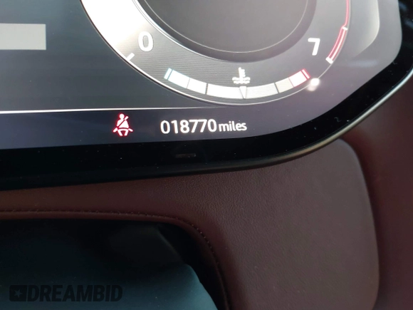2024 Land Rover Range Rover Sport Dynamic SE z VIN SAL1L9FU9RA158329, wystawiony jako IAAI lot #41096347 z przebiegiem 18 770 mil mil oraz . Historia ofert i sprzedaży dostępna na DreamBid. Obrazek 15.