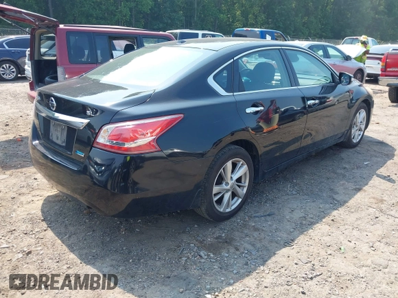2013 Nissan Altima SV with VIN 1N4AL3AP6DC207981, listed as a IAAI auction lot 42572987 with 129,657 mi miles and . Bid and sale history available at DreamBid. Image 4.