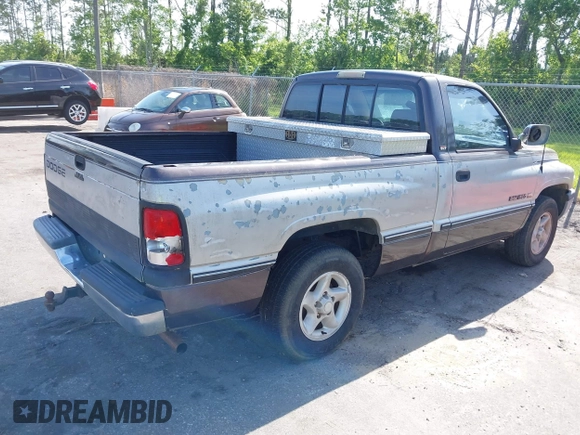 1997 Dodge 1500 z VIN 1B7HC16Y2VJ509957, wystawiony jako IAAI lot #42100719 z przebiegiem 133 165 mil mil oraz . Historia ofert i sprzedaży dostępna na DreamBid. Obrazek 4.