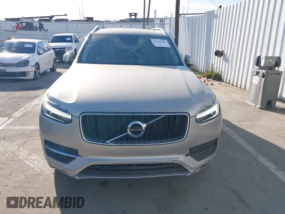 2016 Volvo XC90 T6 Momentum with VIN YV4A22PK5G1071505, listed as a IAAI auction lot 41702501 with 154,679 mi miles. Bid and sale history available at carsss.com. Image 6.