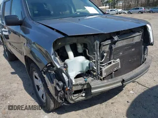 2011 Honda Pilot LX with VIN 5FNYF4H24BB014888, listed as a IAAI auction lot 41833552 with 163,416 mi miles. Bid and sale history available at carsss.com. Image 6.
