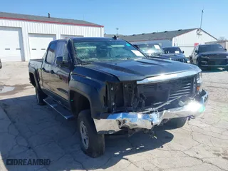 2018 Chevrolet Silverado 1500 LT with VIN 1GCVKREC7JZ252817, listed as a IAAI auction lot 38356875 with 60,094 mi miles. Bid and sale history available at carsss.com. Image 6.