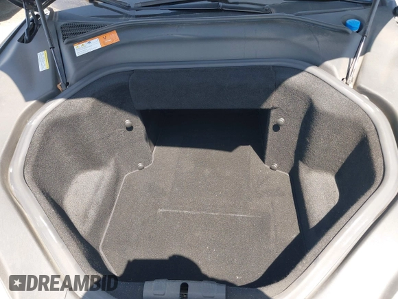 2014 Tesla Model S 60 z VIN 5YJSA1S16EFP40968, wystawiony jako IAAI lot #42331754 z przebiegiem 159 717 mil mil oraz . Historia ofert i sprzedaży dostępna na DreamBid. Obrazek 10.