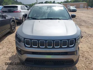 2022 Jeep Compass Latitude with VIN 3C4NJCBB7NT238456, listed as a IAAI auction lot 42489263 with 53,152 mi miles and . Bid and sale history available at DreamBid. Image 12.