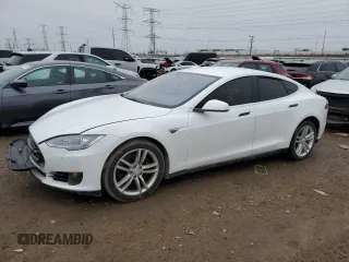 2015 Tesla Model S 85D with VIN 5YJSA1S21FF089159, listed as a Copart auction lot 51504605 with 58,944 mi miles and Clean Title. Bid and sale history available at carsss.com. Image 1.