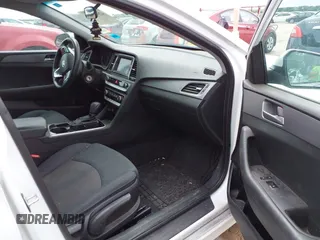 2019 Hyundai Sonata SE with VIN 5NPE24AF9KH771265, listed as a IAAI auction lot 42080970 with 131,134 mi miles and . Bid and sale history available at carsss.com. Image 5.