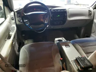 2000 Ford Explorer XLS z VIN 1FMZU72X7YUA71727, wystawiony jako Copart lot #51416935 z przebiegiem 163 005 mil mil oraz Szkoda całkowita • Salvage title. Historia ofert i sprzedaży dostępna na DreamBid. Obrazek 8.