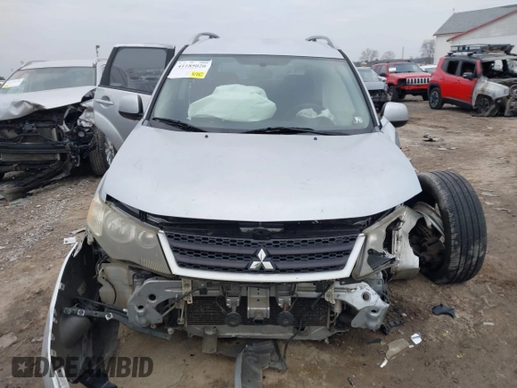 2007 Mitsubishi Outlander XLS with VIN JA4MT41X47U001032, listed as a IAAI auction lot 41185020 with 176,971 mi miles. Bid and sale history available at carsss.com. Image 12.