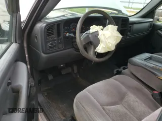 2006 Chevrolet Silverado 1500 Work Truck with VIN 1GCEC19X16Z242674, listed as a Copart auction lot 50414035 with 307,275 mi miles and Salvage Title. Bid and sale history available at carsss.com. Image 8.