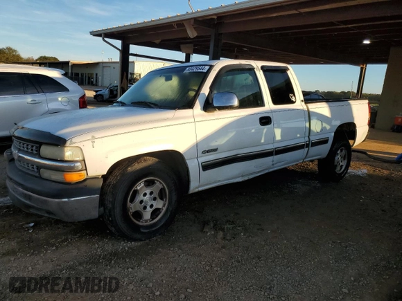 2000 Chevrolet Silverado 1500 with VIN 2GCEC19V6Y1333885, listed as a Copart auction lot 80429544 with 193,714 mi miles and Salvage Title. Bid and sale history available at carsss.com. Image 1.