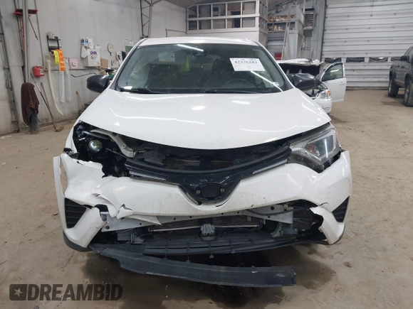 2018 Toyota RAV4 LE z VIN JTMBFREV7JJ207951, wystawiony jako IAAI lot #42376282 z przebiegiem 109 704 mil mil oraz . Historia ofert i sprzedaży dostępna na DreamBid. Obrazek 12.