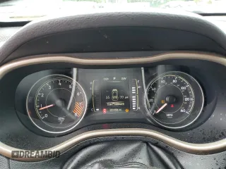 2014 Jeep Cherokee Latitude with VIN 1C4PJMCS2EW260064, listed as a Copart auction lot 64789614 with 201,358 mi miles and Salvage Title. Bid and sale history available at carsss.com. Image 9.