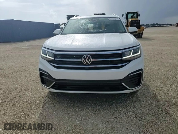 2023 Volkswagen Atlas SEL Premium R-Line with VIN 1V2FR2CA4PC520760, listed as a Copart auction lot 71956294 with 31,164 mi miles and Salvage title. Bid and sale history available at DreamBid. Image 14.