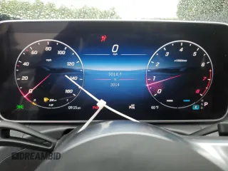 2025 Mercedes-Benz C 300 z VIN W1KAF4HB3SR254984, wystawiony jako Copart lot #57838265 z przebiegiem 3 014 mil mil oraz Czysty tytuł • Clean title. Historia ofert i sprzedaży dostępna na DreamBid. Obrazek 9.