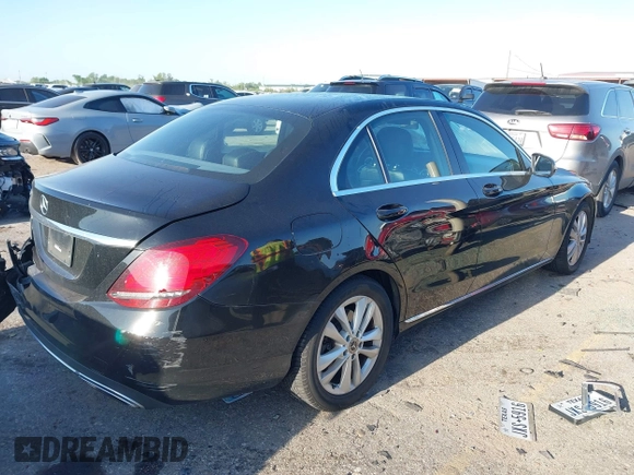 2019 Mercedes-Benz C 300 with VIN 55SWF8DB0KU304595, listed as a IAAI auction lot 42004166 with 55,580 mi miles and . Bid and sale history available at DreamBid. Image 4.