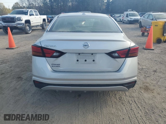 2020 Nissan Altima S z VIN 1N4BL4BV3LC224226, wystawiony jako Copart lot #48576975 z przebiegiem 145 134 mil mil oraz Szkoda całkowita • Salvage title. Historia ofert i sprzedaży dostępna na DreamBid. Obrazek 6.