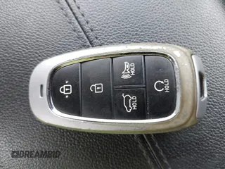 2023 Hyundai Tucson SEL z VIN 5NMJBCAE5PH188678, wystawiony jako IAAI lot #42356576 z przebiegiem 19 387 mil mil oraz . Historia ofert i sprzedaży dostępna na DreamBid. Obrazek 11.