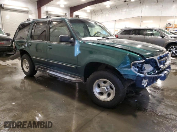 2001 Ford Explorer XLT with VIN 1FMZU63E71ZA80010, listed as a Copart auction lot 88068715 with 112,239 mi miles and Salvage title. Bid and sale history available at DreamBid. Image 4.