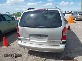 2004 Chevrolet Venture LS with VIN 1GNDX03E04D224881, listed as a IAAI auction lot 42093937 with 121,079 mi miles. Bid and sale history available at carsss.com. Image 16.
