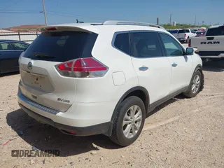 2015 Nissan Rogue SL with VIN 5N1AT2MV7FC769899, listed as a IAAI auction lot 42006947 with 99,897 mi miles and . Bid and sale history available at carsss.com. Image 4.