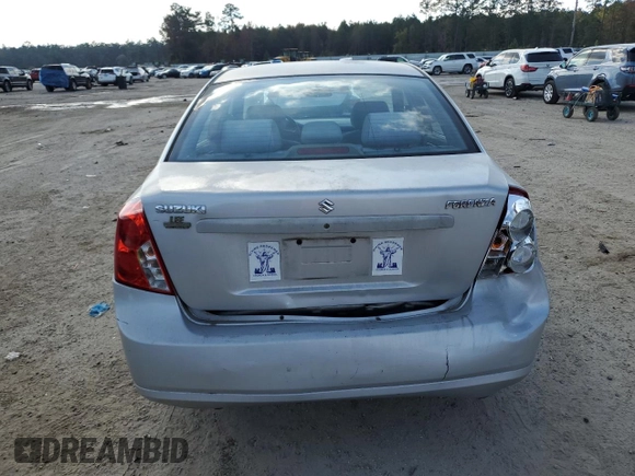 2006 Suzuki Forenza z VIN KL5JD56Z66K299816, wystawiony jako Copart lot #81893914 z przebiegiem 156 416 mil mil oraz Szkoda całkowita • Salvage title. Historia ofert i sprzedaży dostępna na DreamBid. Obrazek 6.