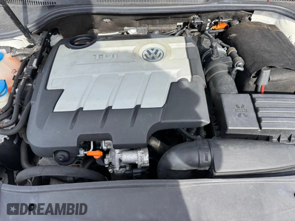 2012 Volkswagen Golf TDI z VIN WVWDM7AJ2CW340810, wystawiony jako Copart lot #55349485 z przebiegiem 89 962 mil mil oraz Czysty tytuł • Clean title. Historia ofert i sprzedaży dostępna na DreamBid. Obrazek 7.