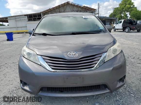 2017 Toyota Sienna LE Auto Access Seat with VIN 5TDKZ3DC2HS866571, listed as a Copart auction lot 62213225 with 215,638 mi miles and Salvage title. Bid and sale history available at DreamBid. Image 5.