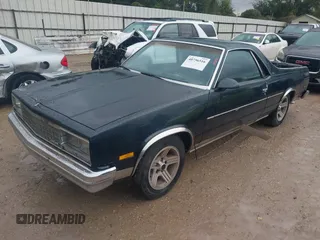 1983 Chevrolet El Camino z VIN 1GCCW80H5DR277552, wystawiony jako IAAI lot #40756516 z przebiegiem 73 947 mil mil oraz . Historia ofert i sprzedaży dostępna na DreamBid. Obrazek 2.